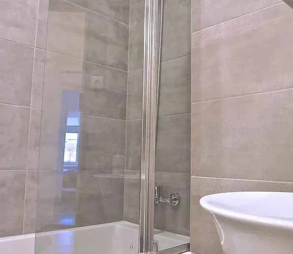 Royal Way Snug - Old Town