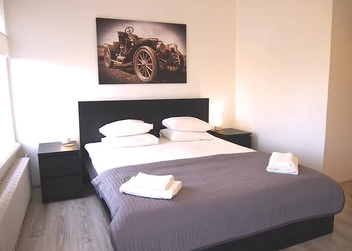 Royal Way Snug - Old Town