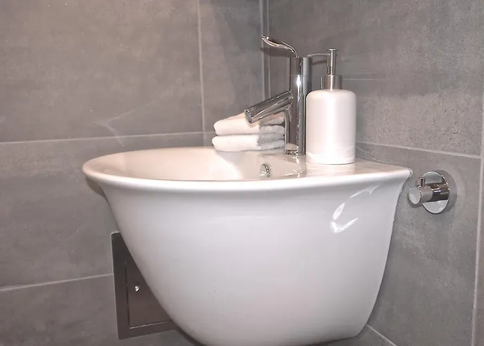 Royal Way Snug Warsaw