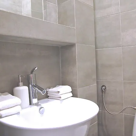 Апартаменты Royal Way Snug - Old Town