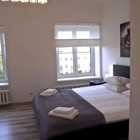 Royal Way Snug - Old Town Варшава